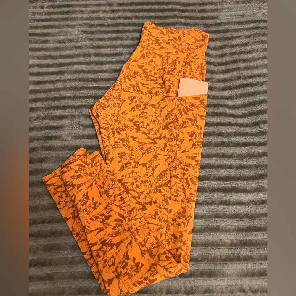 REI leggings